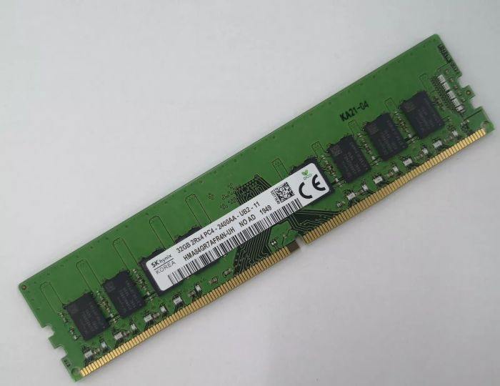 Оперативна пам'ять Hynix 32 ГБ DIMM DDR4 2400 МГц HMA84GR7AFR4N-UH